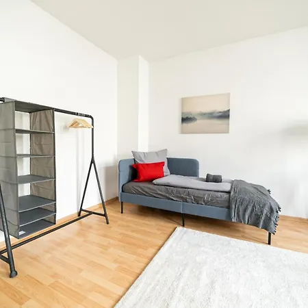 Fullhouse - - L10 Magdeburgo