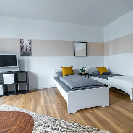 Fullhouse - - L10 Magdeburgo