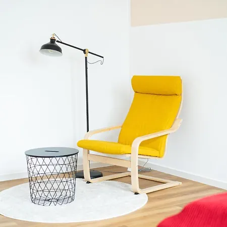Fullhouse - - L10 Apartment