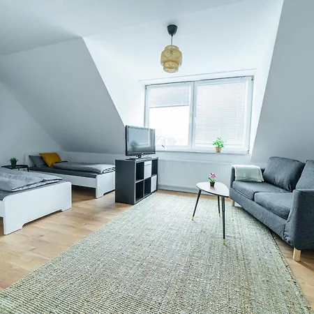 Fullhouse - - L10 Magdeburk