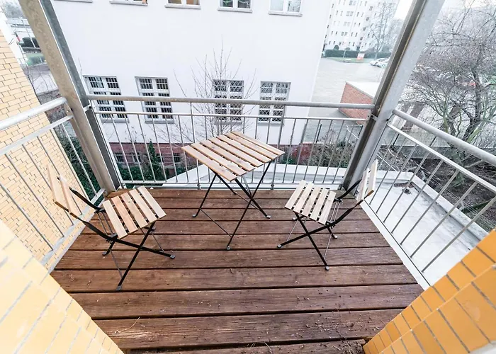 Fullhouse - - L10 Apartman