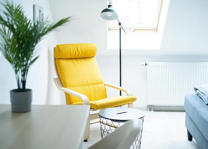 Fullhouse - - L10 Apartman