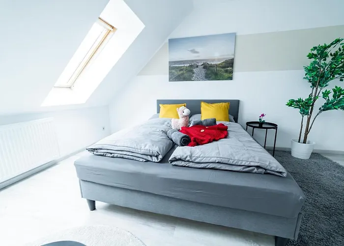 Fullhouse - - L10 * Magdeburg