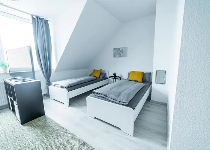 Fullhouse - - L10 Apartman *