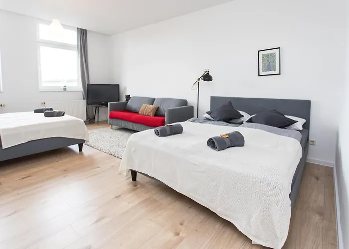 Apartman Fullhouse - - L10 Magdeburg